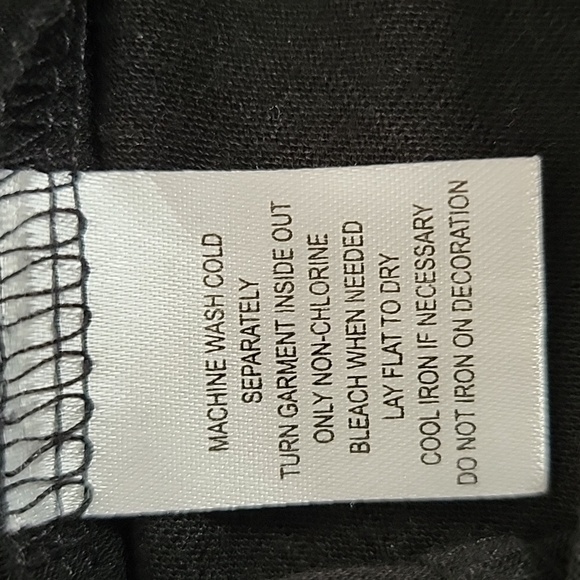 BLACK TOP SIZE MEDIUM - Picture 4 of 5